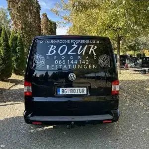 kombi za prevoz pokojnika pogrebne usluge Beograd